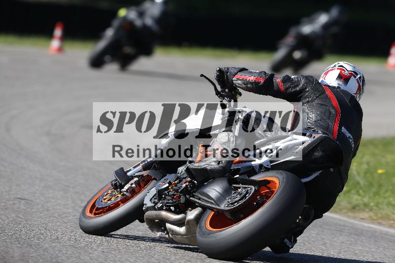 /54 19.09.2025 Speer Racing ADR/Gruppe rot/backside
